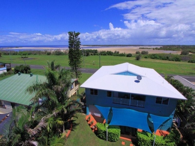 34 Lihs Street, Elliott Heads QLD 4670