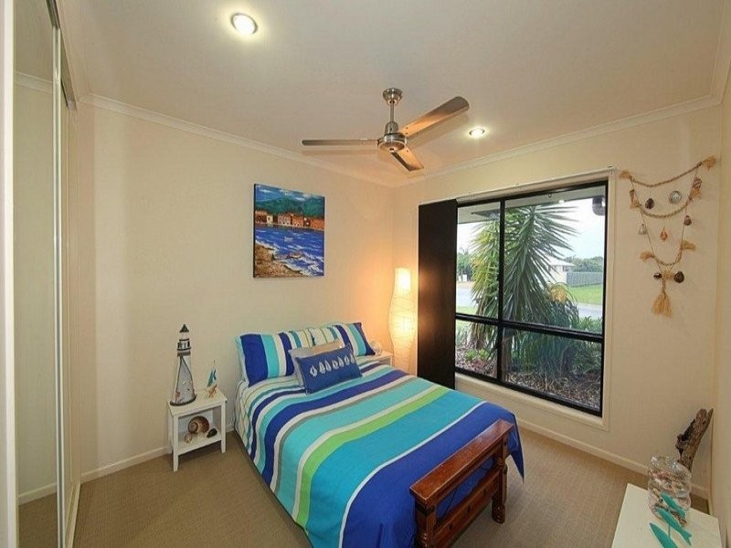 1 Seashell Court, Innes Park QLD 4670
