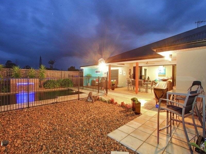 1 Seashell Court, Innes Park QLD 4670