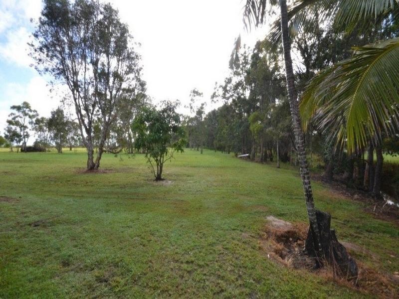 446 Moore Park Road, Moore Park Beach QLD 4670