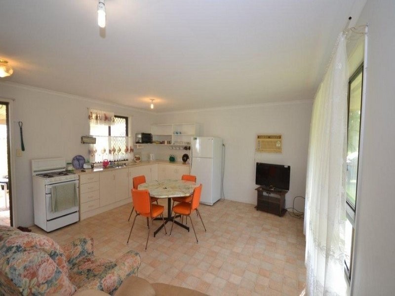 446 Moore Park Road, Moore Park Beach QLD 4670