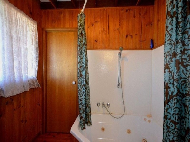 121 Tantitha Road, Gooburrum QLD 4670