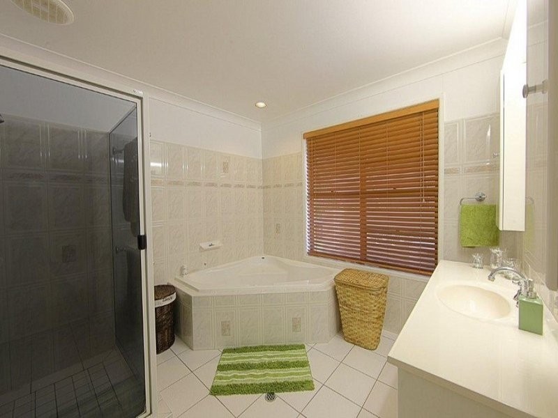 155 Hughes Road, Bargara QLD 4670