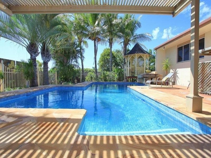 155 Hughes Road, Bargara QLD 4670