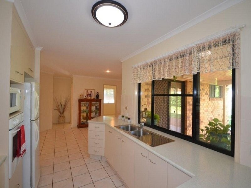 17 Palmer Avenue, Bargara QLD 4670