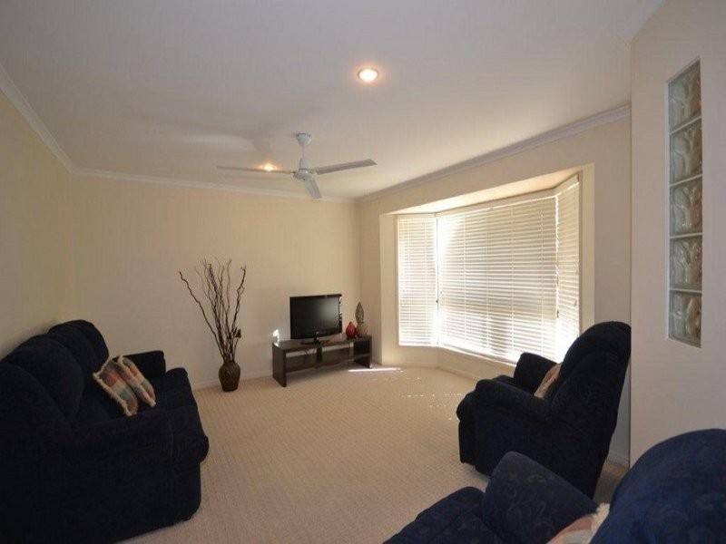 17 Palmer Avenue, Bargara QLD 4670