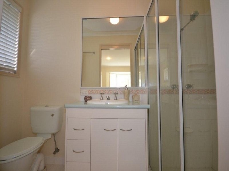 17 Palmer Avenue, Bargara QLD 4670