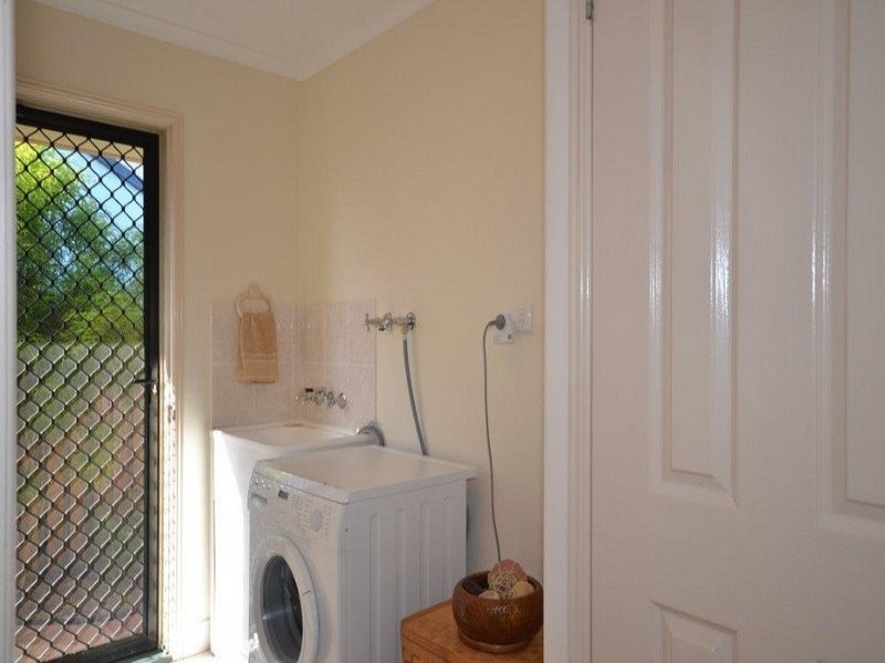 17 Palmer Avenue, Bargara QLD 4670