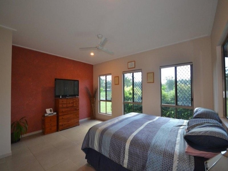 40 Whistler Close, Moore Park Beach QLD 4670