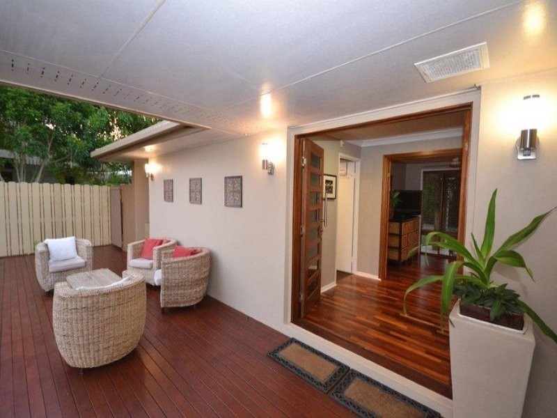 22 Hay Street West, Avenell Heights QLD 4670