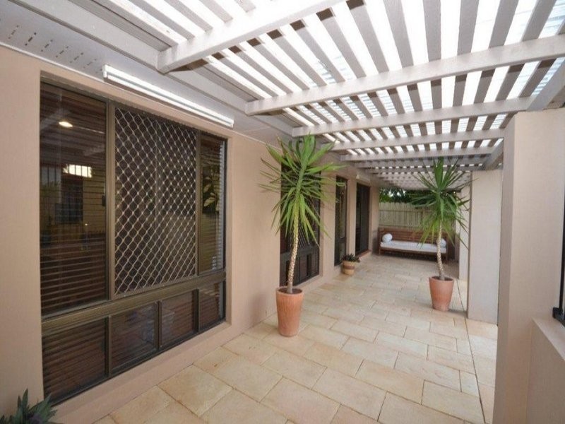 22 Hay Street West, Avenell Heights QLD 4670