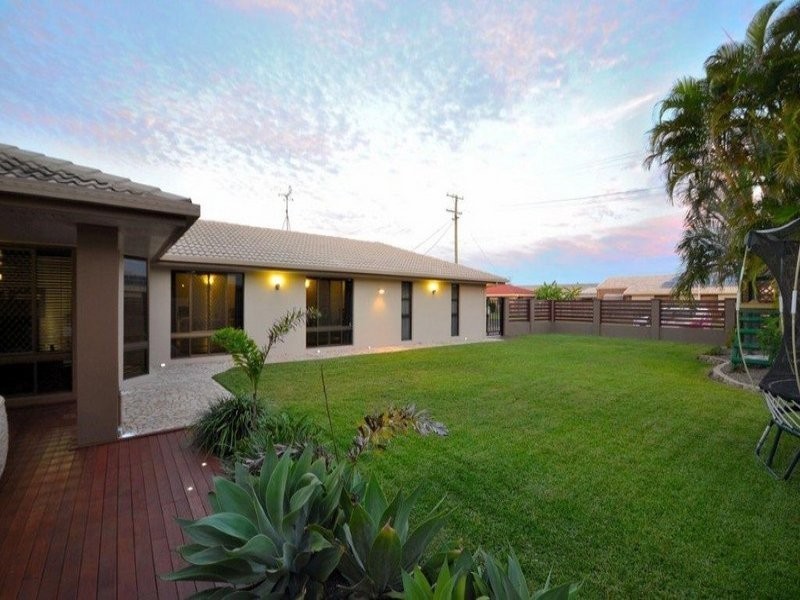 22 Hay Street West, Avenell Heights QLD 4670