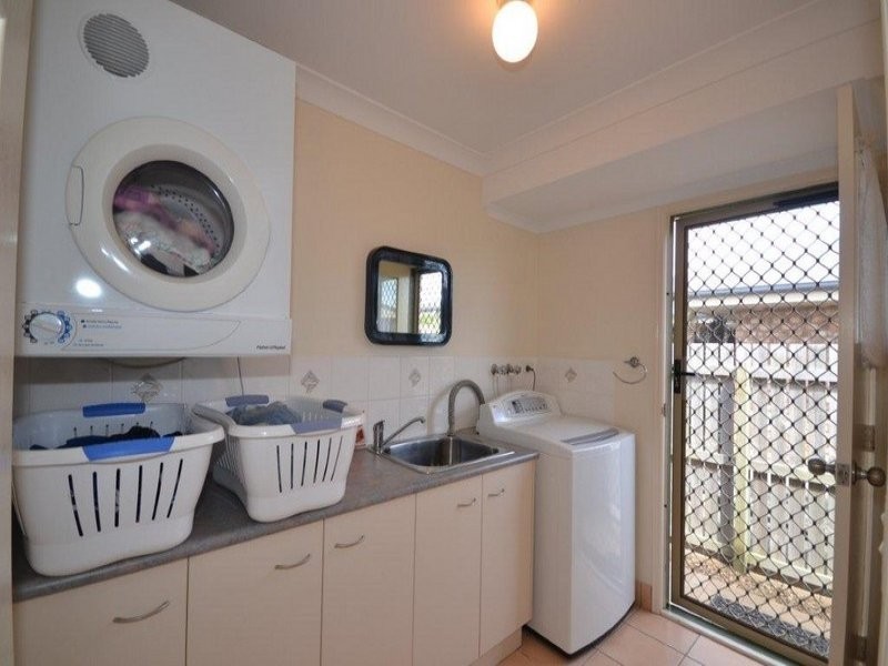 25 Clearview Avenue, Thabeban QLD 4670