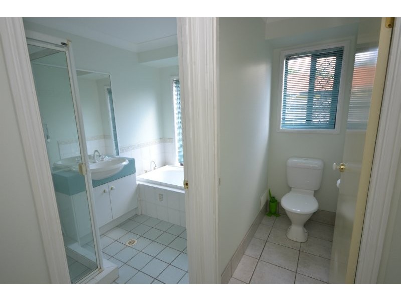 11 Walnut Court, Birkdale QLD 4159