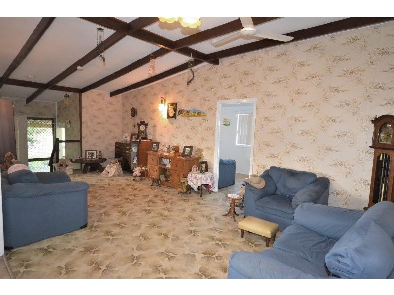 1064 Moore Park Road, Gooburrum QLD 4670