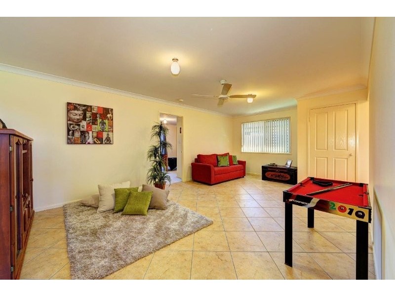 1 Whitesails Court, Innes Park QLD 4670