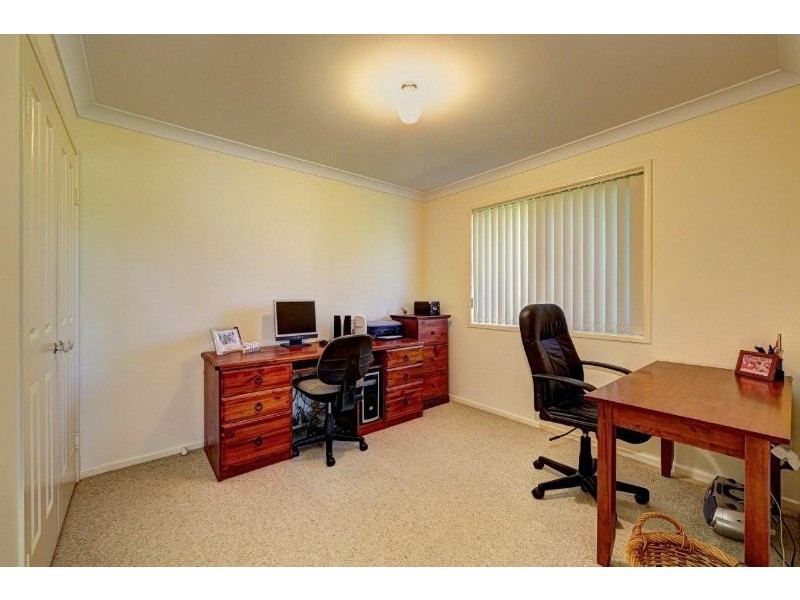 1 Whitesails Court, Innes Park QLD 4670