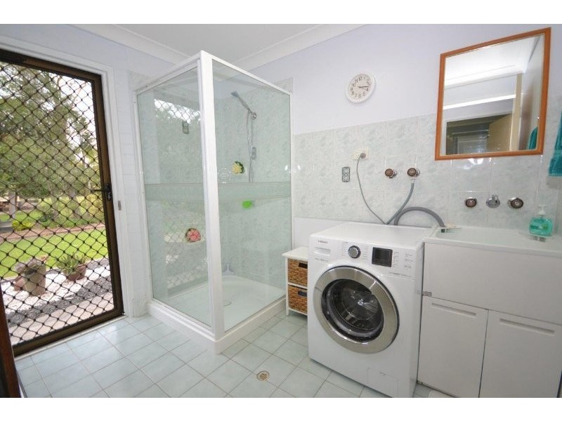 8 Park Royal Drive, Branyan QLD 4670