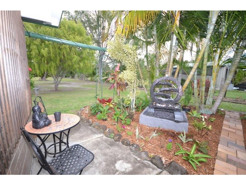 8 Park Royal Drive, Branyan QLD 4670