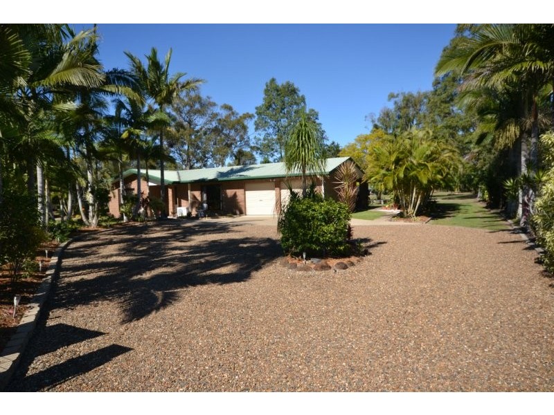 8 Park Royal Drive, Branyan QLD 4670