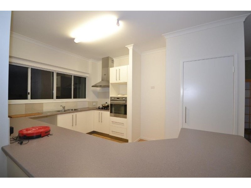 135 Shelley Street, Burnett Heads QLD 4670