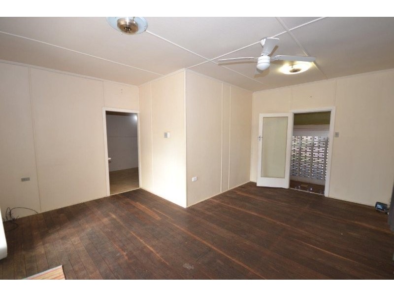 60 Alice Street, Walkervale QLD 4670