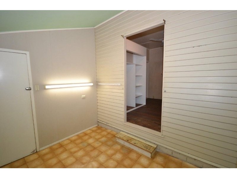 60 Alice Street, Walkervale QLD 4670