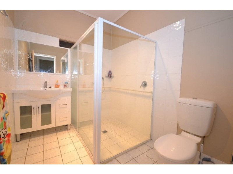 60 Alice Street, Walkervale QLD 4670