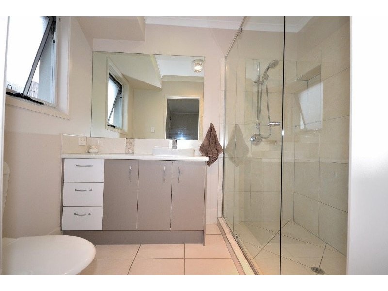 4 Bright Court, Burnside QLD 4560