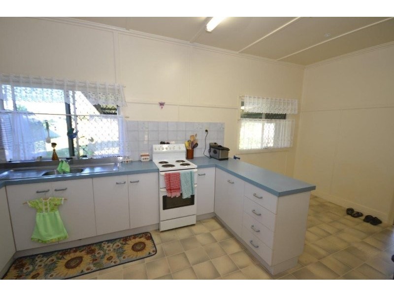 2 Leo Street, Norville QLD 4670
