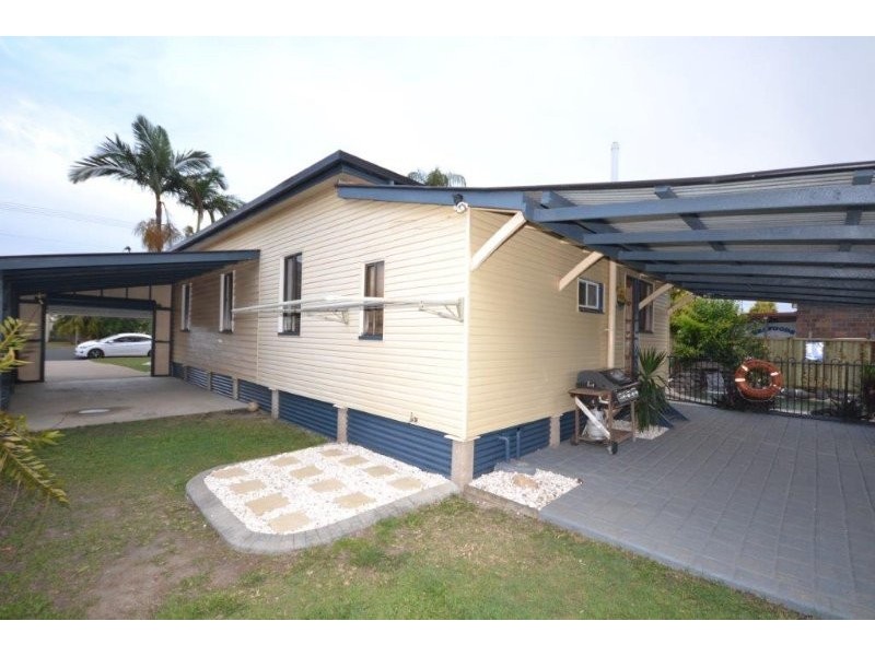229 McCarthy Street, Avenell Heights QLD 4670
