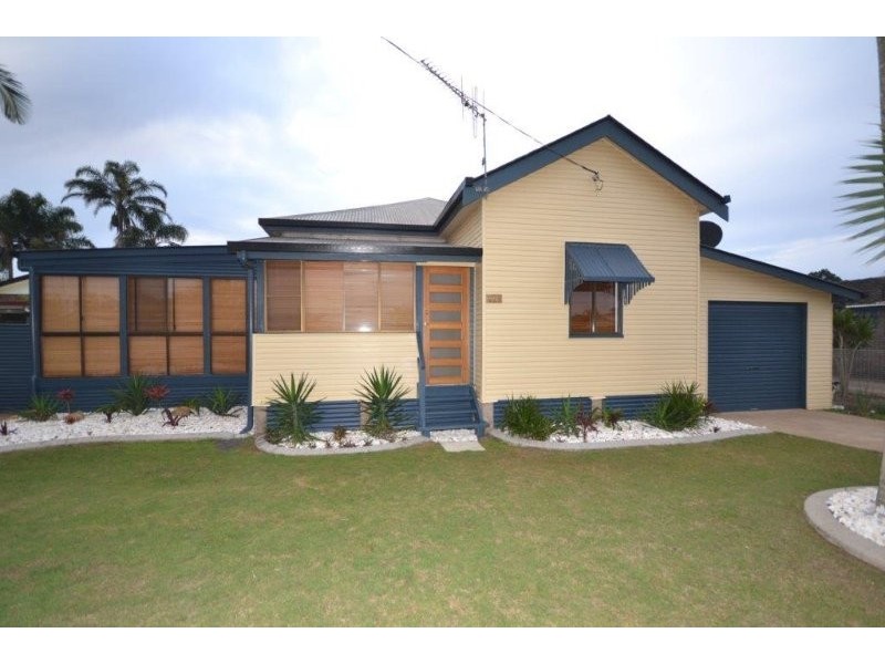 229 McCarthy Street, Avenell Heights QLD 4670
