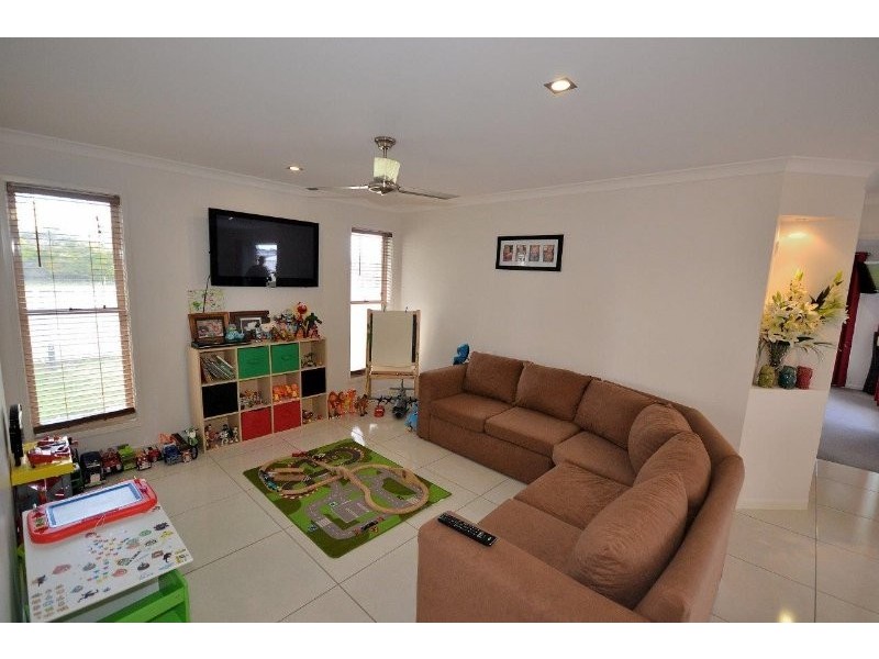 32 Clydesdale Avenue, Branyan QLD 4670