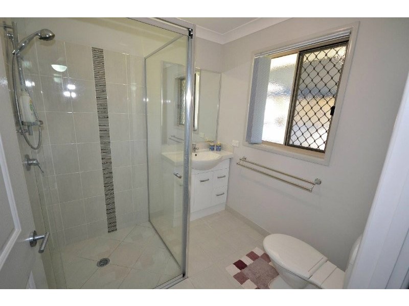 1 Allana Court, Elliott Heads QLD 4670