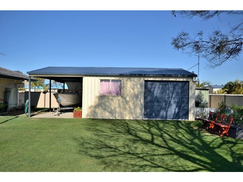1 Allana Court, Elliott Heads QLD 4670