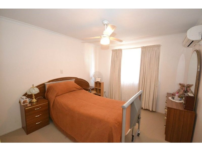 2/31a Thabeban Street, Avenell Heights QLD 4670
