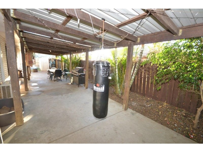 44 Central Avenue, Thabeban QLD 4670