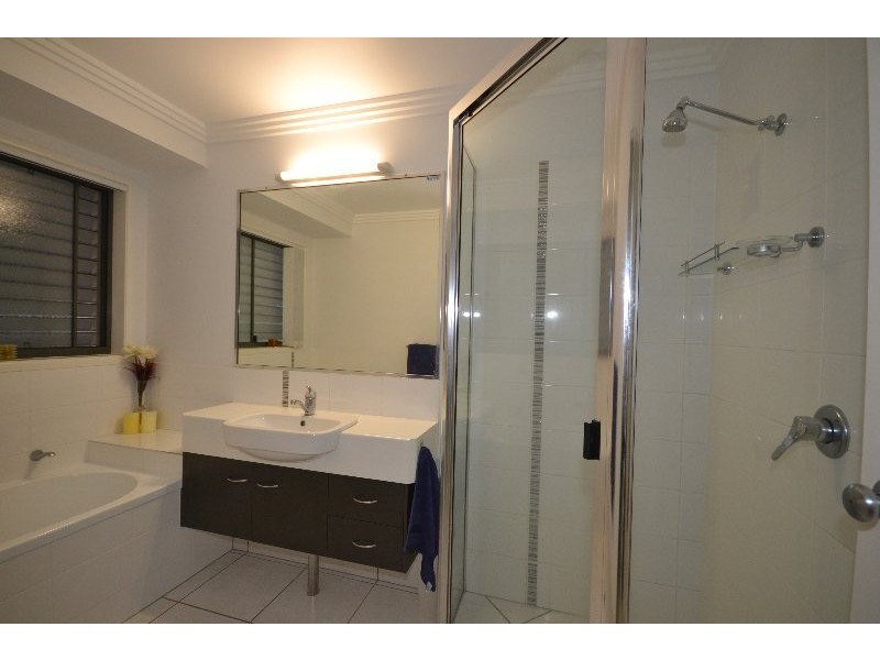 7 Charlotte Court, Kalkie QLD 4670