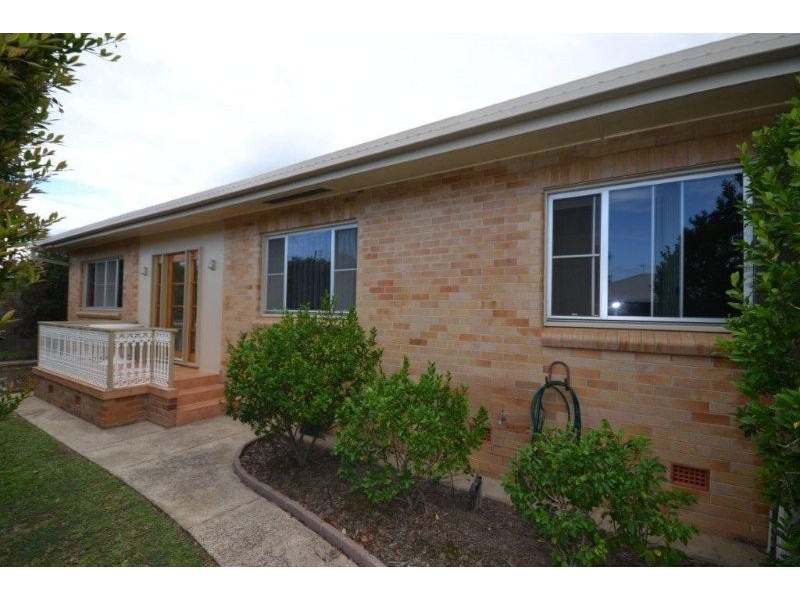 10 Anderson Street, Avenell Heights QLD 4670