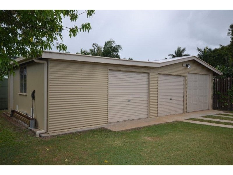 10 Anderson Street, Avenell Heights QLD 4670