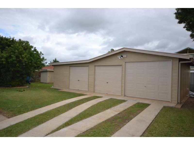 10 Anderson Street, Avenell Heights QLD 4670