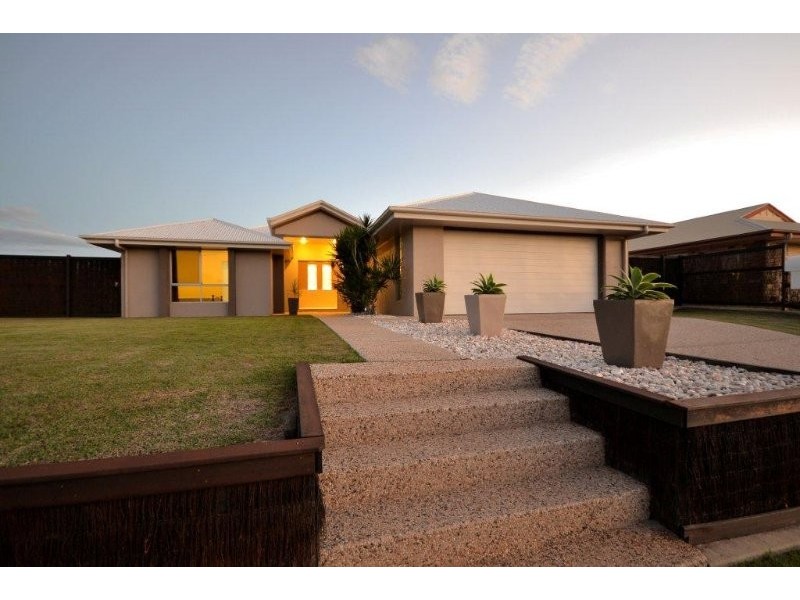 30 Tropicana Drive, Avoca QLD 4670