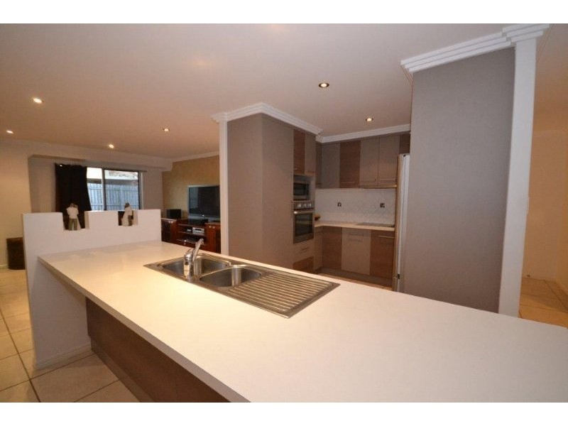 30 Tropicana Drive, Avoca QLD 4670