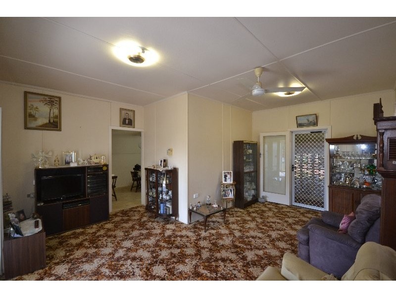 60 Alice Street, Walkervale QLD 4670