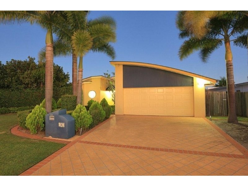 3 Baker-Finch Drive, Bargara QLD 4670