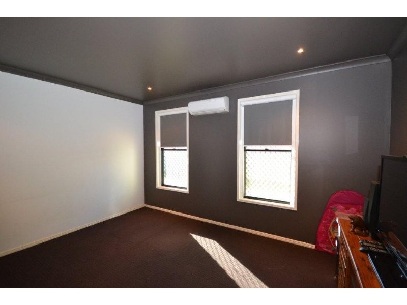 17 Green Avenue, Branyan QLD 4670