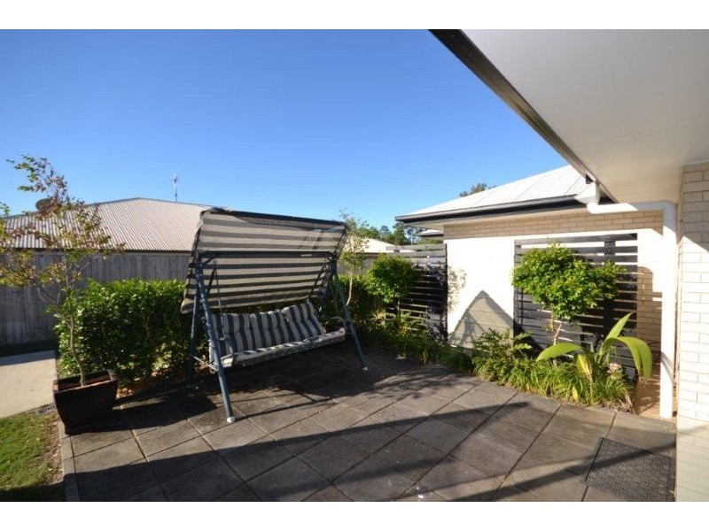 17 Green Avenue, Branyan QLD 4670