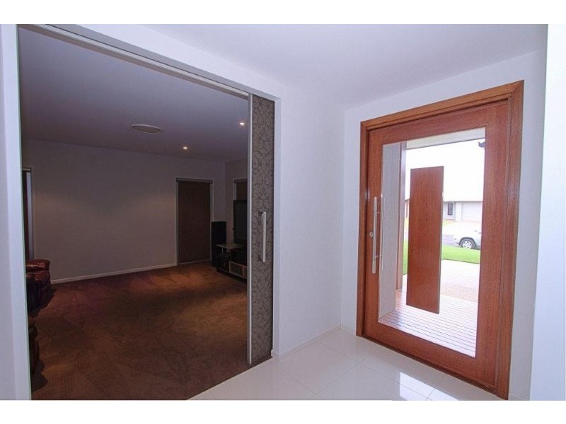 3 Jasmine Court, Kalkie QLD 4670