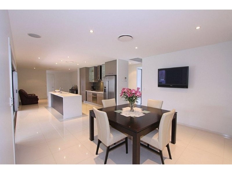 3 Jasmine Court, Kalkie QLD 4670