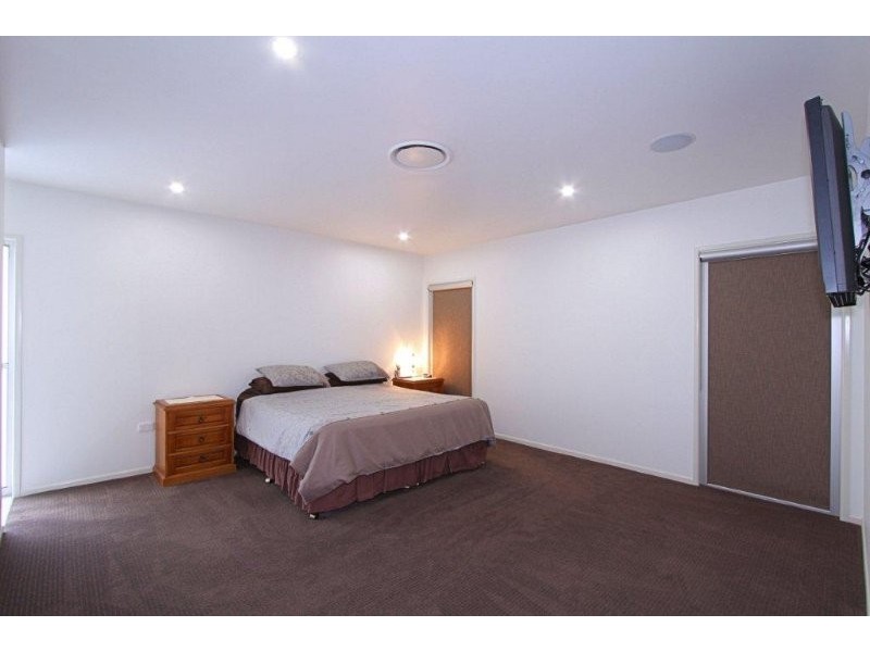 3 Jasmine Court, Kalkie QLD 4670
